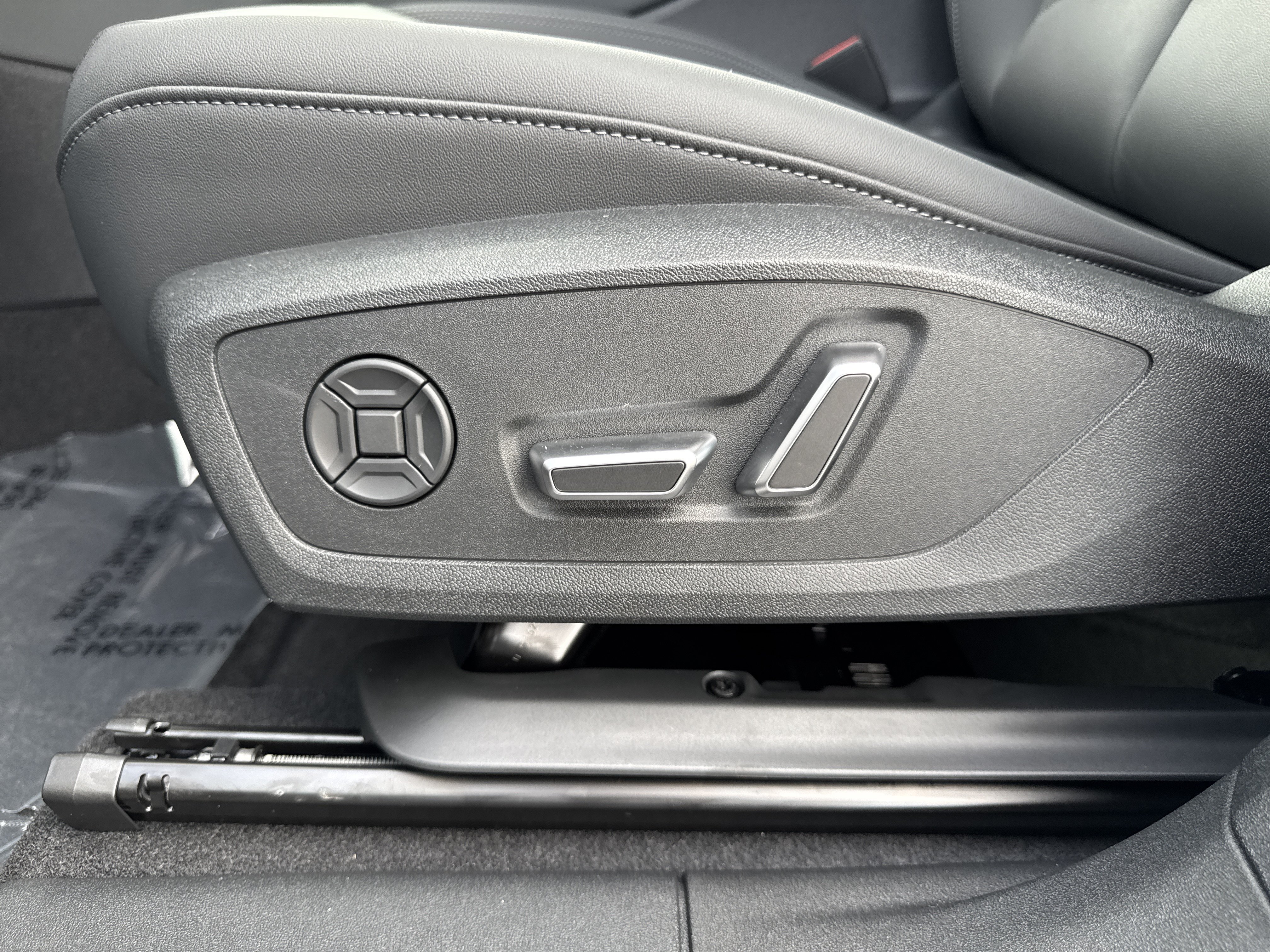New 2026 Audi Q3 quattro 2.0T AWD/4WD image 19