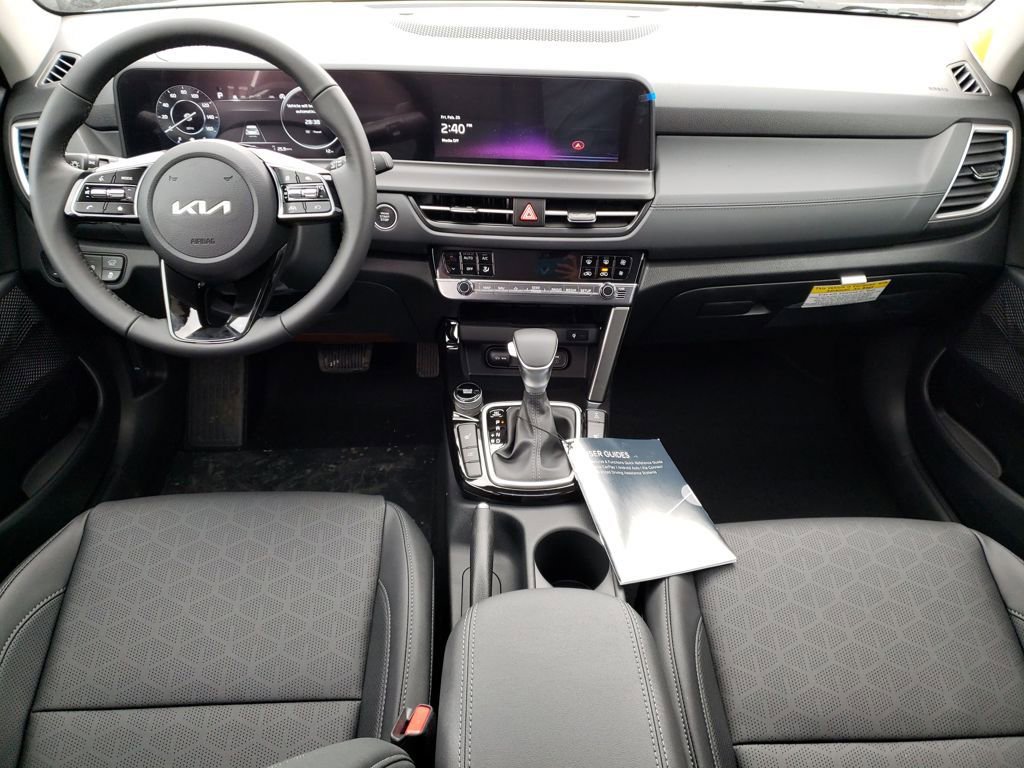 New 2026 Kia Seltos EX AWD/4WD image 11
