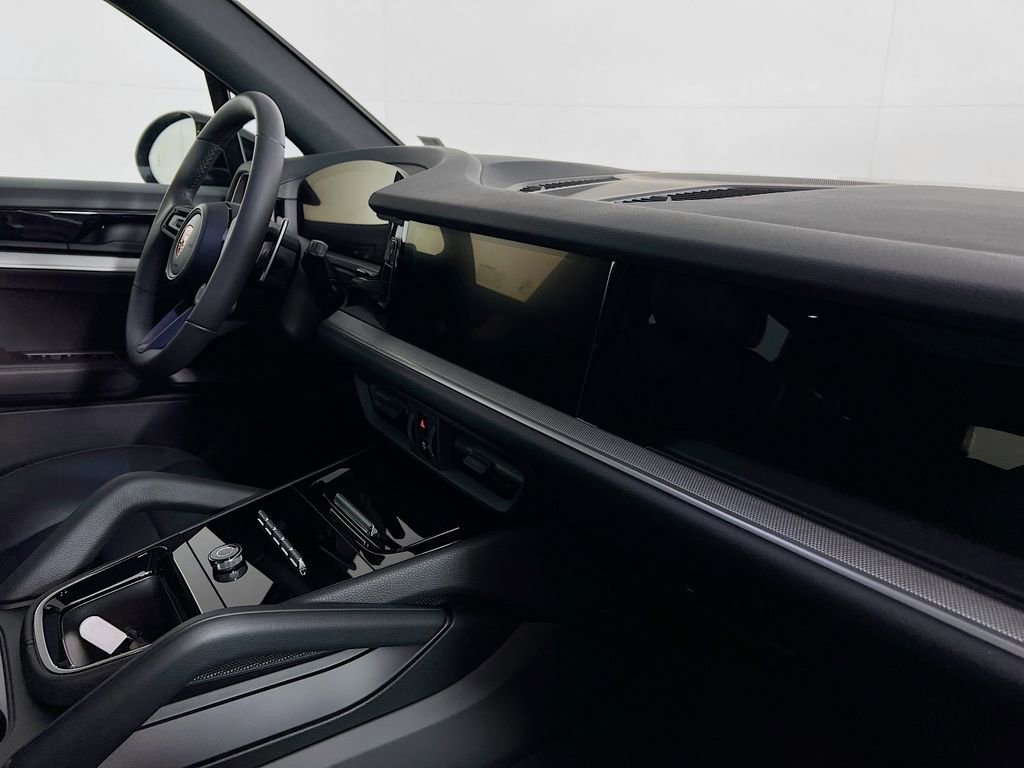New 2026 Porsche Cayenne image 31