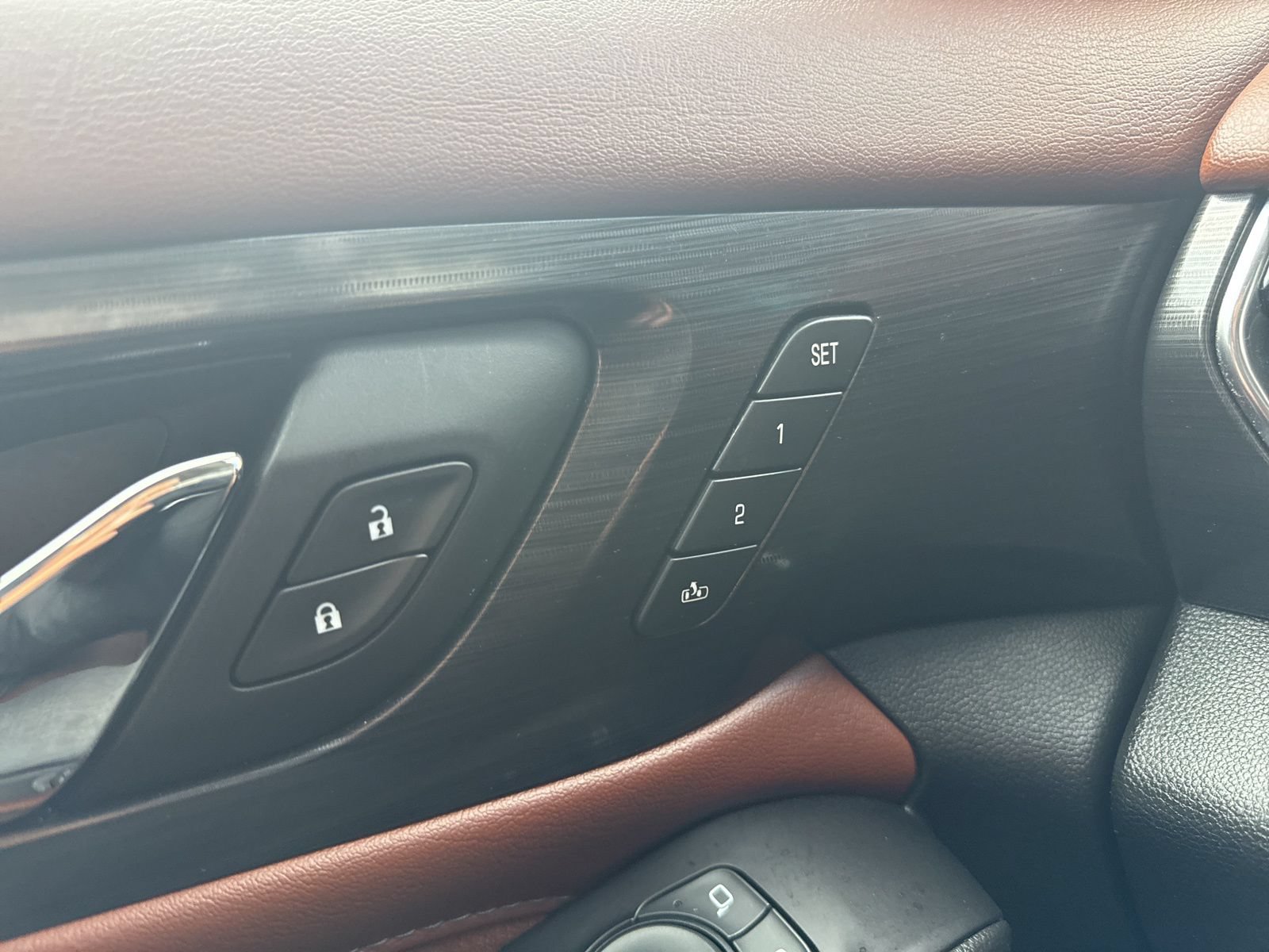 Used 2019 Chevrolet Traverse High Country AWD/4WD image 43