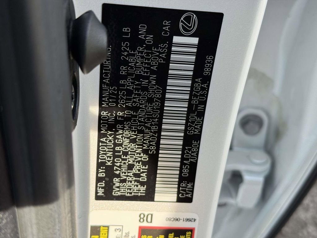 Used 2025 Lexus ES 350 w/ Premium Package image 31