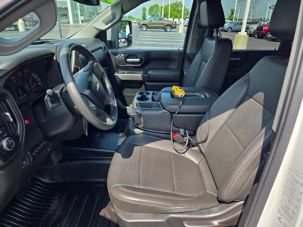 Used 2023 Chevrolet Silverado 3500 W/T w/ WT Convenience Package AWD/4WD image 19