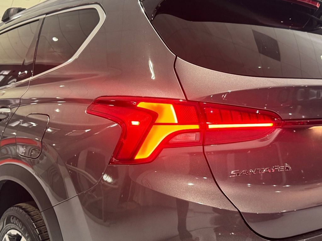 Used 2022 Hyundai Santa Fe SEL Convenience image 12