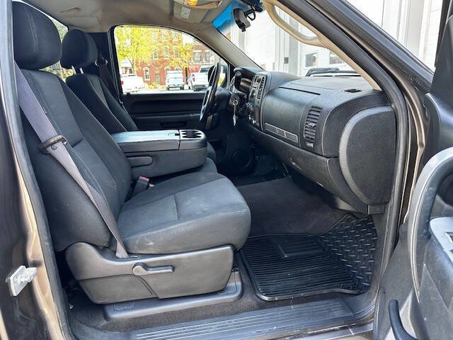 Used 2012 Chevrolet Silverado 1500 LT w/ Interior Plus Package image 14