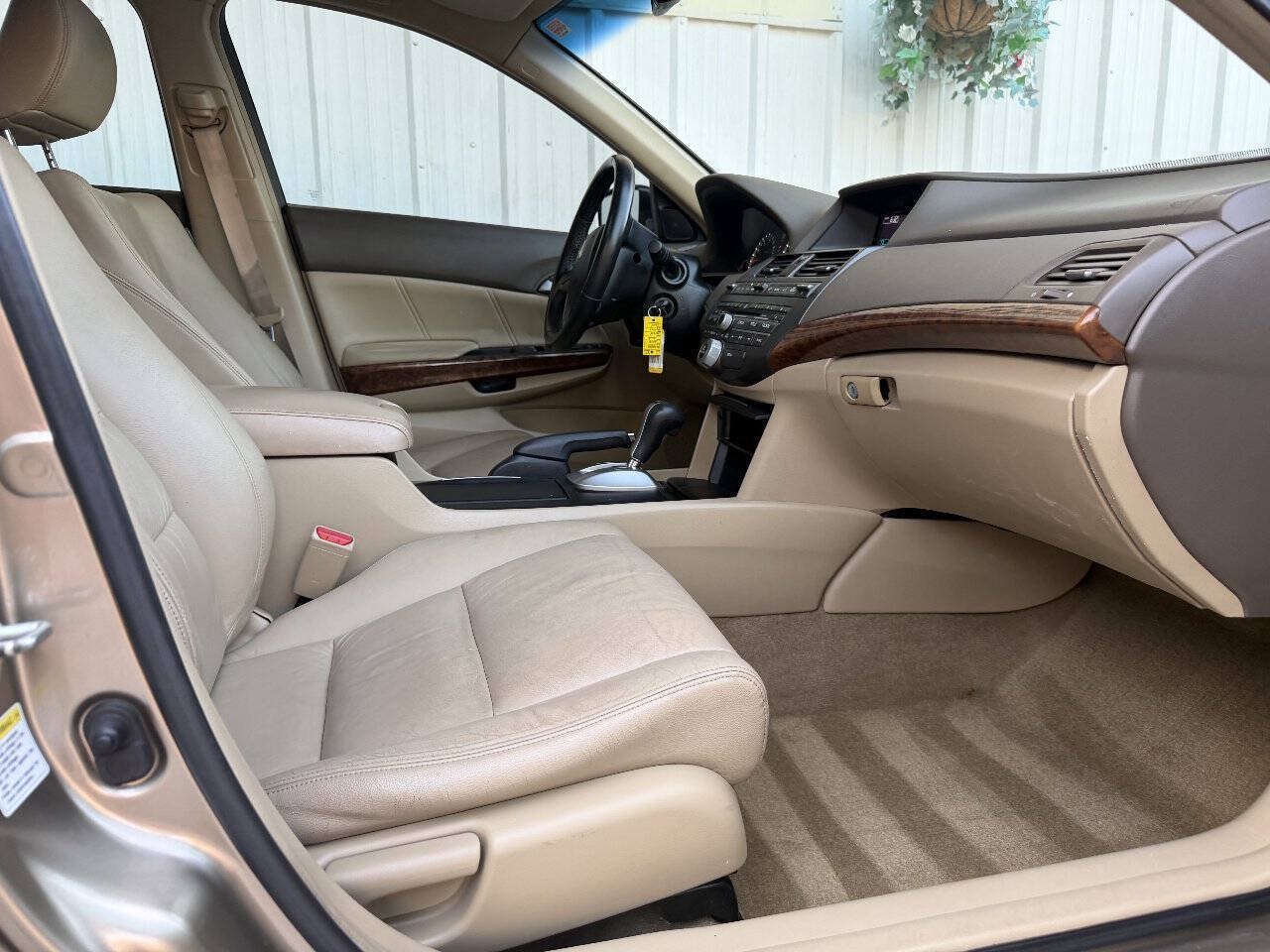 Used 2008 Honda Accord EX-L image 12