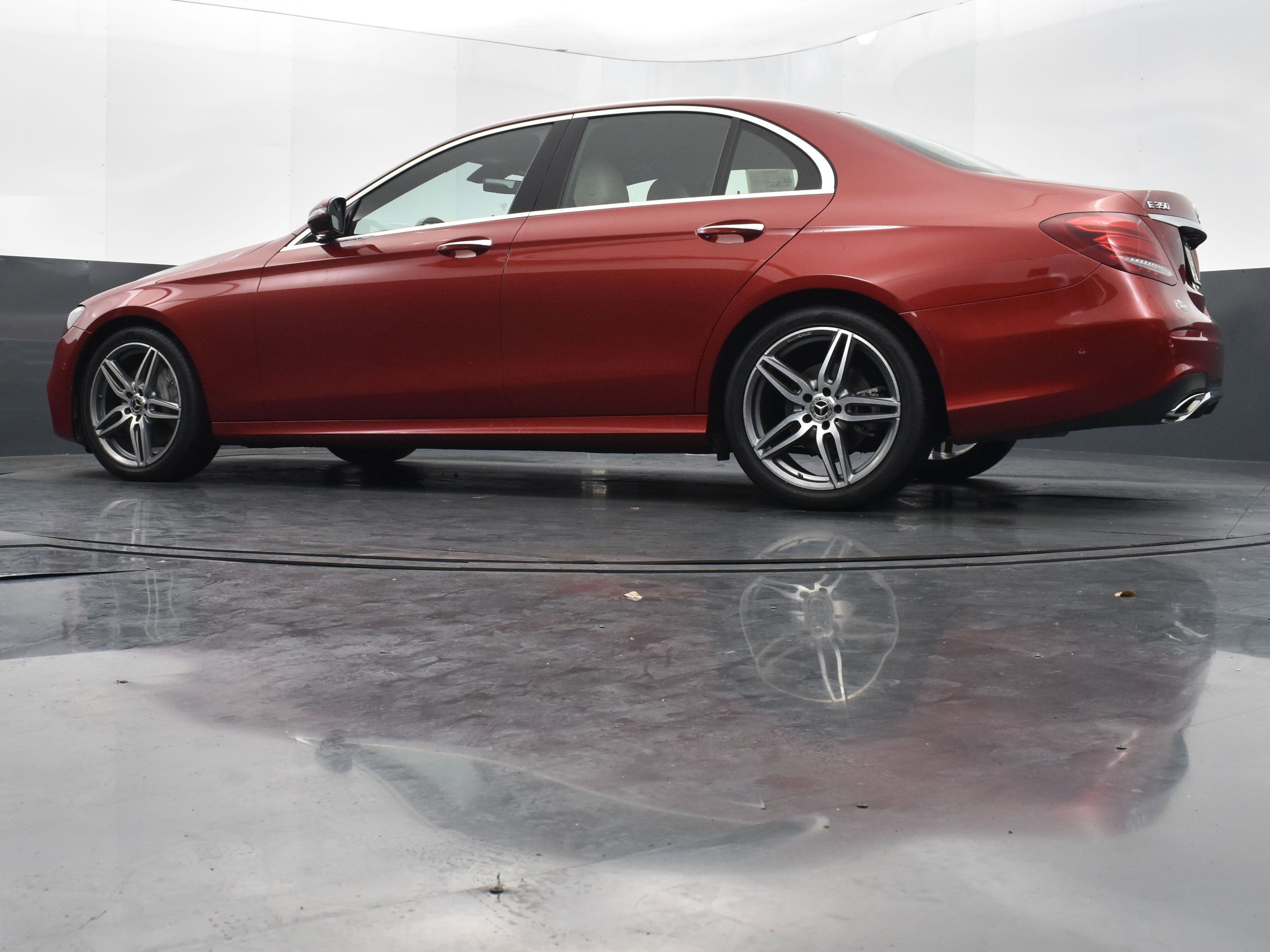 Used 2020 Mercedes-Benz E 350 E 350 image 37