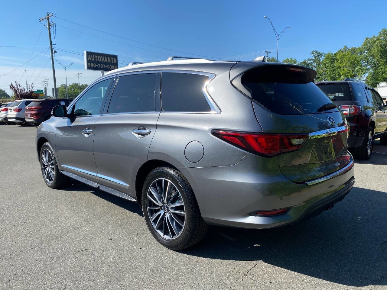 Used 2018 INFINITI QX60 Luxe w/ Deluxe Technology Package AWD/4WD image 6