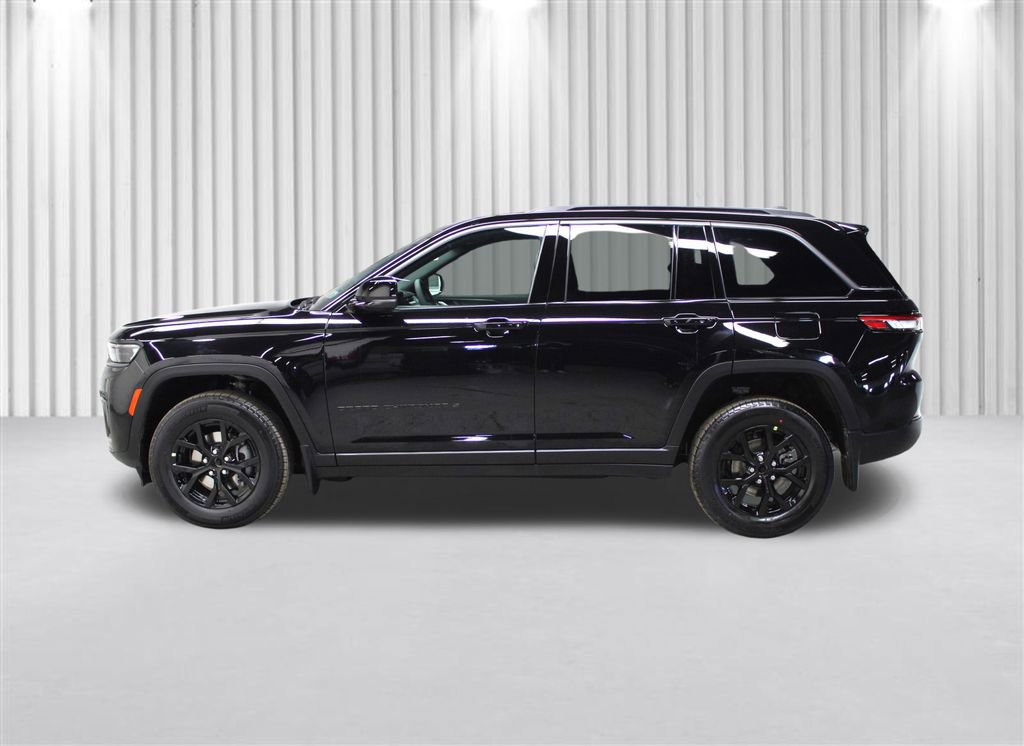 New 2026 Jeep Grand Cherokee Altitude AWD/4WD image 6