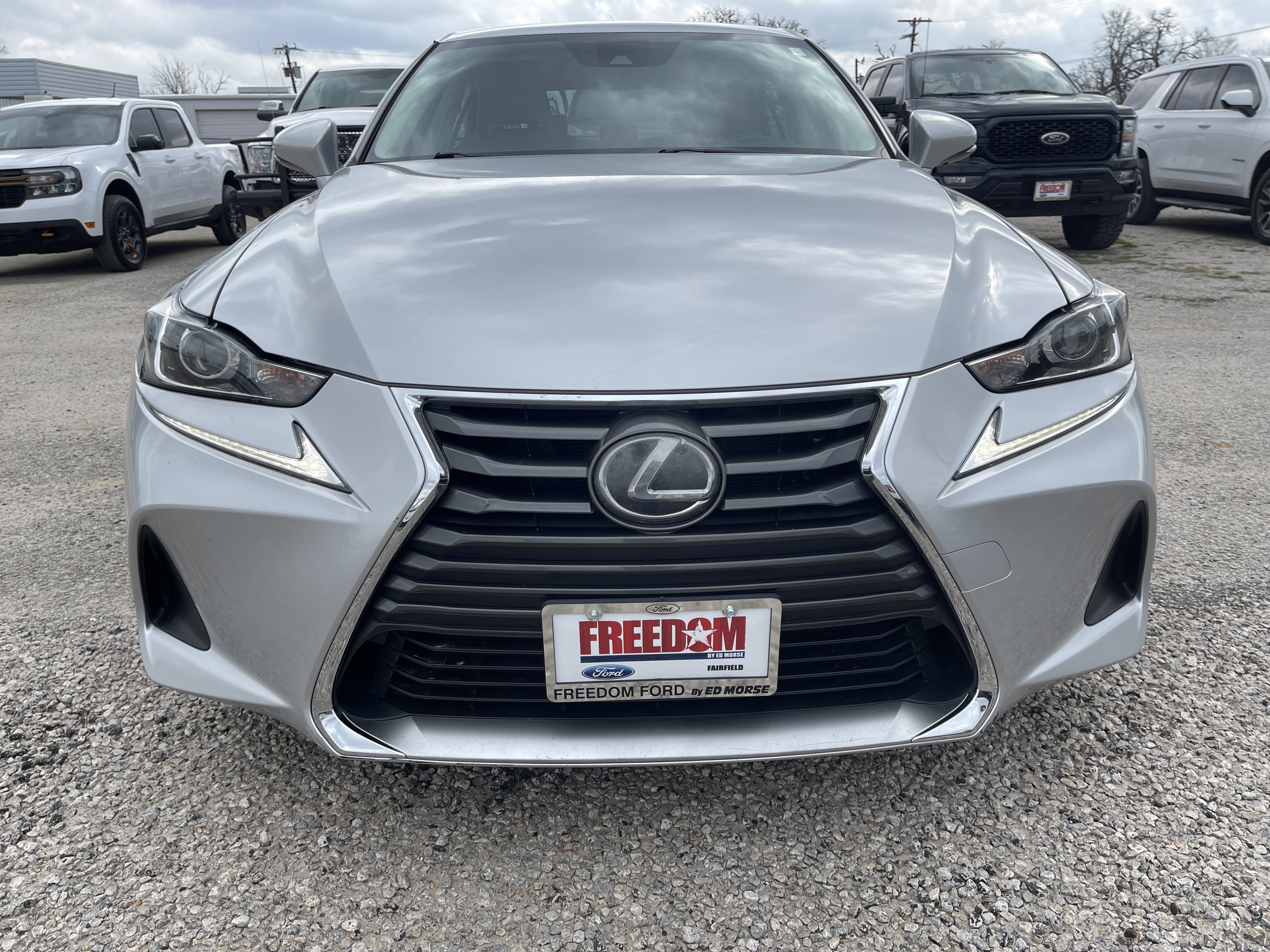 Used 2017 Lexus IS 200t 200t image 9