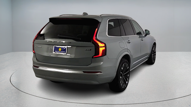 New 2026 Volvo XC90 B6 Ultra w/ Protection Package AWD/4WD image 7
