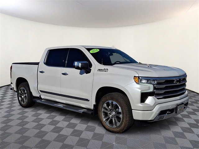 Used 2024 Chevrolet Silverado 1500 High Country w/ Technology Package image 1