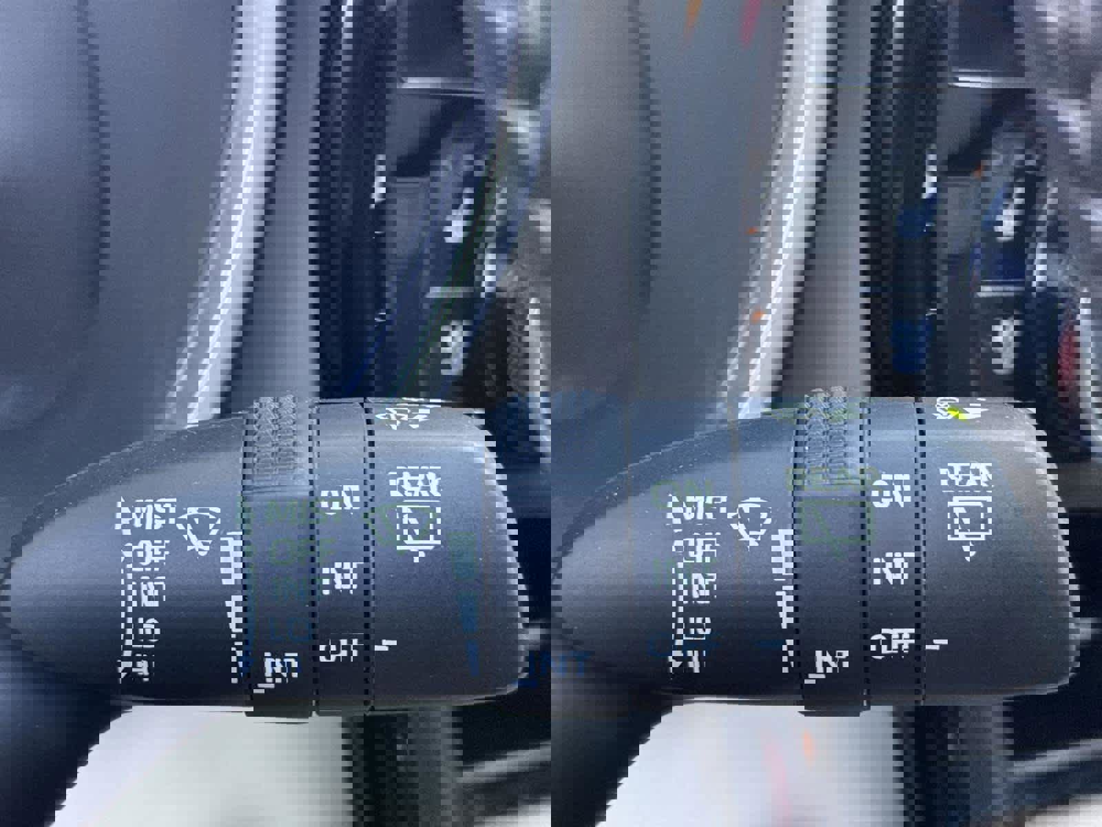 Used 2023 Toyota Highlander Limited image 21