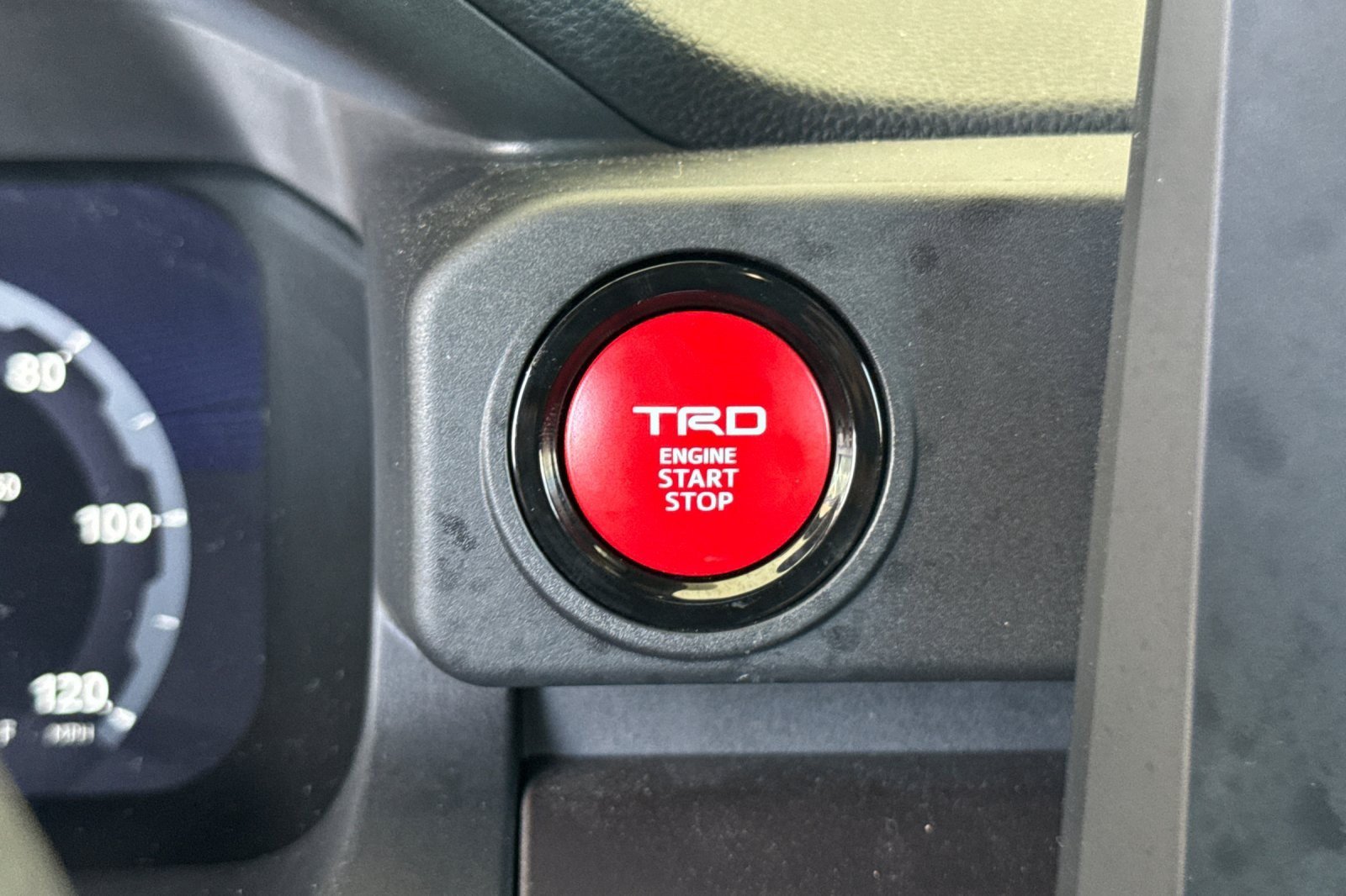 Certified 2025 Toyota Tacoma TRD Sport AWD/4WD image 20