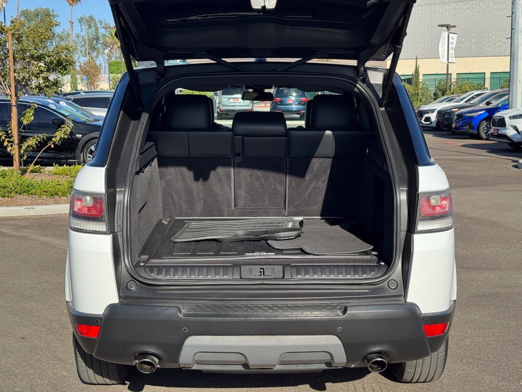 Used 2015 Land Rover Range Rover Sport SE AWD/4WD image 21
