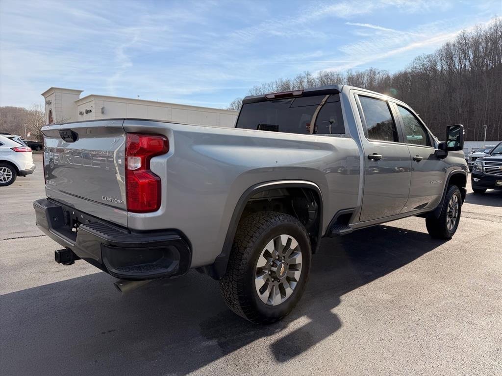 Used 2025 Chevrolet Silverado 2500 Custom w/ Custom Convenience Package image 4