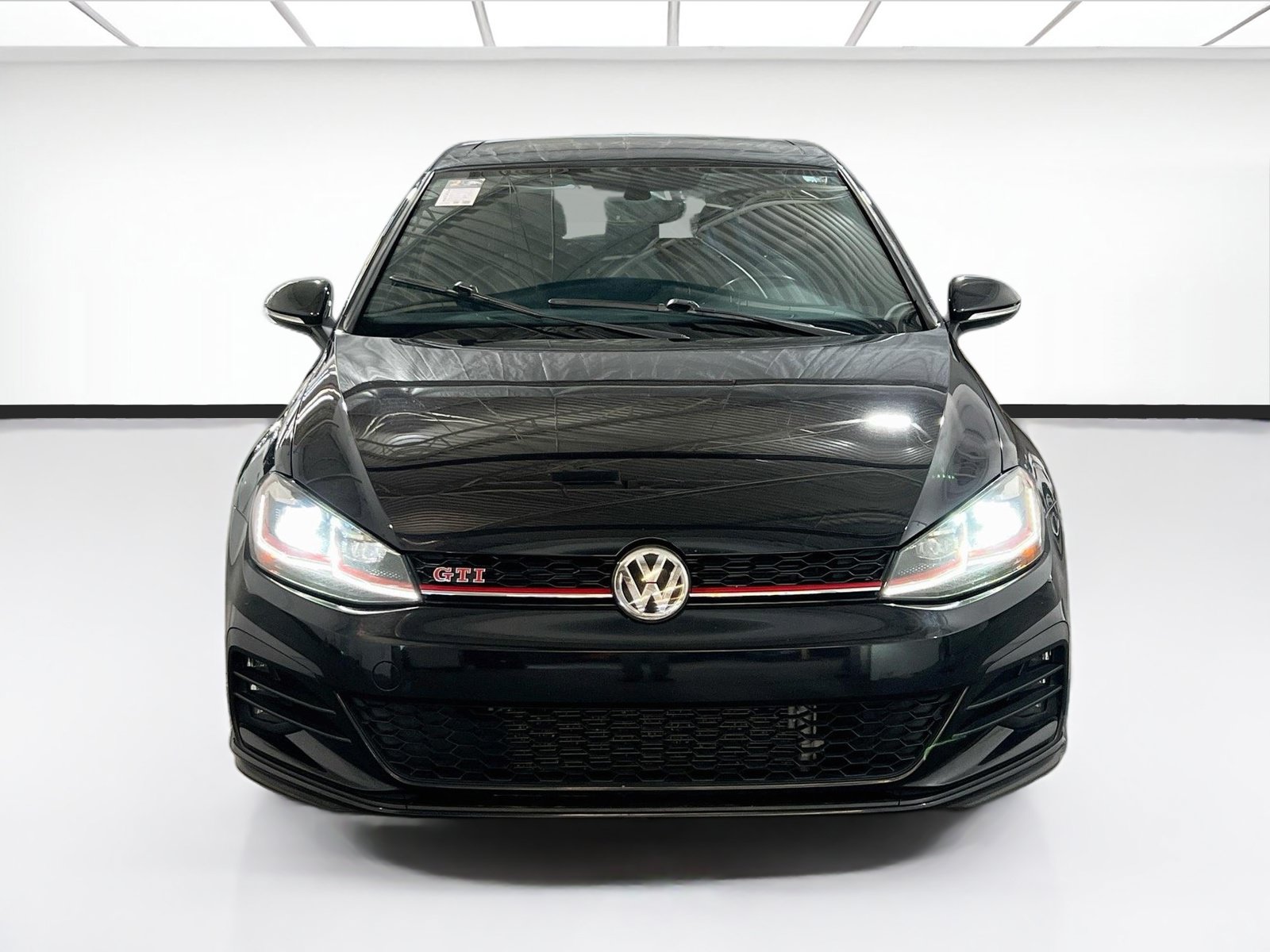 Used 2019 Volkswagen GTI SE w/ SE Experience Package FWD image 2