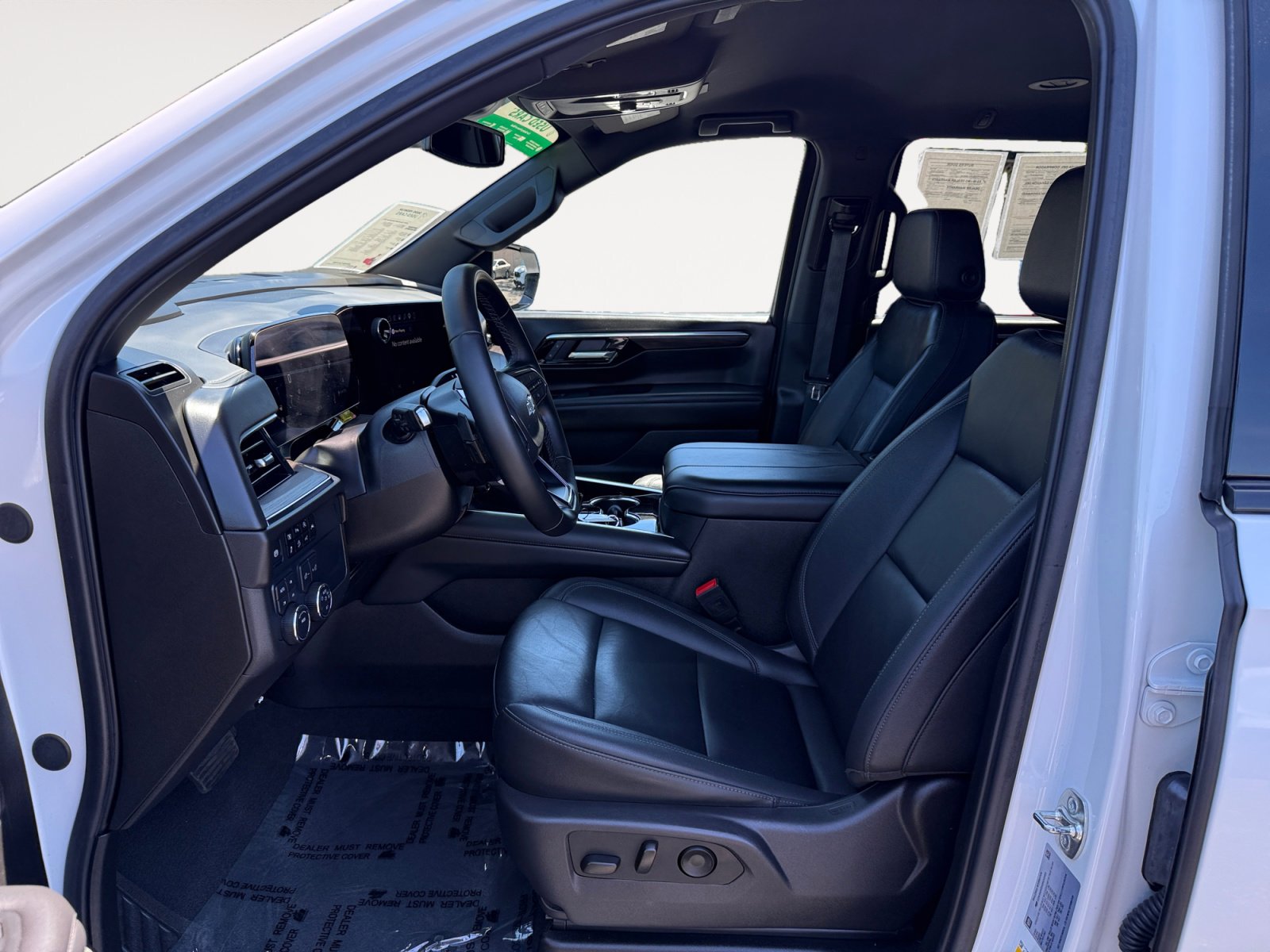 Used 2025 Chevrolet Suburban Z71 AWD/4WD image 10