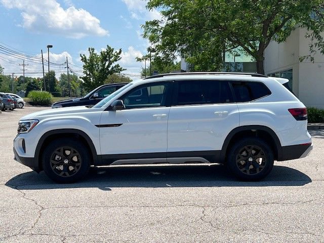 New 2026 Volkswagen Atlas Peak Edition image 8