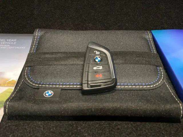 Used 2026 BMW 330i xDrive Sedan AWD/4WD image 97