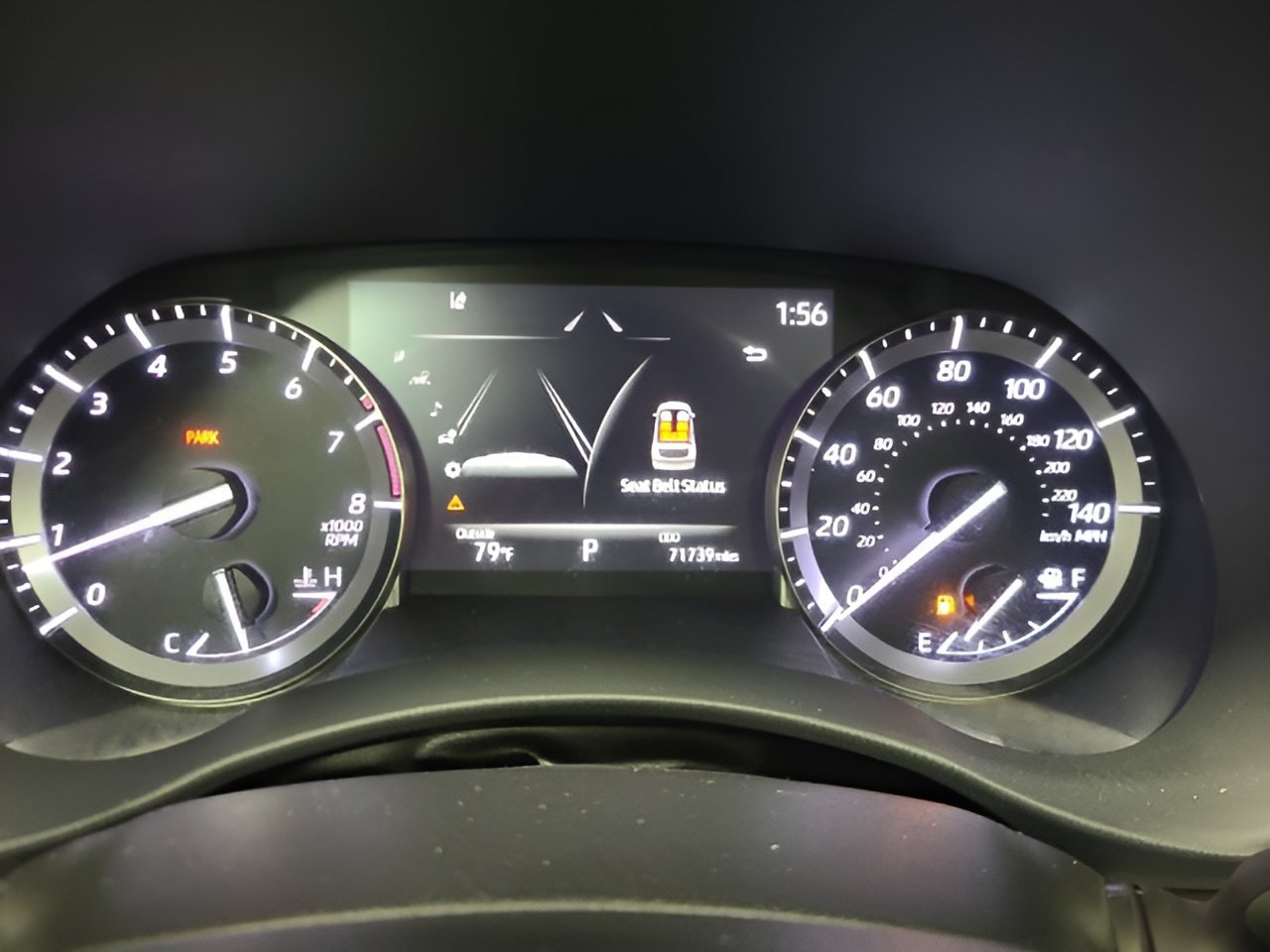 Used 2021 Toyota Highlander XLE AWD/4WD image 29