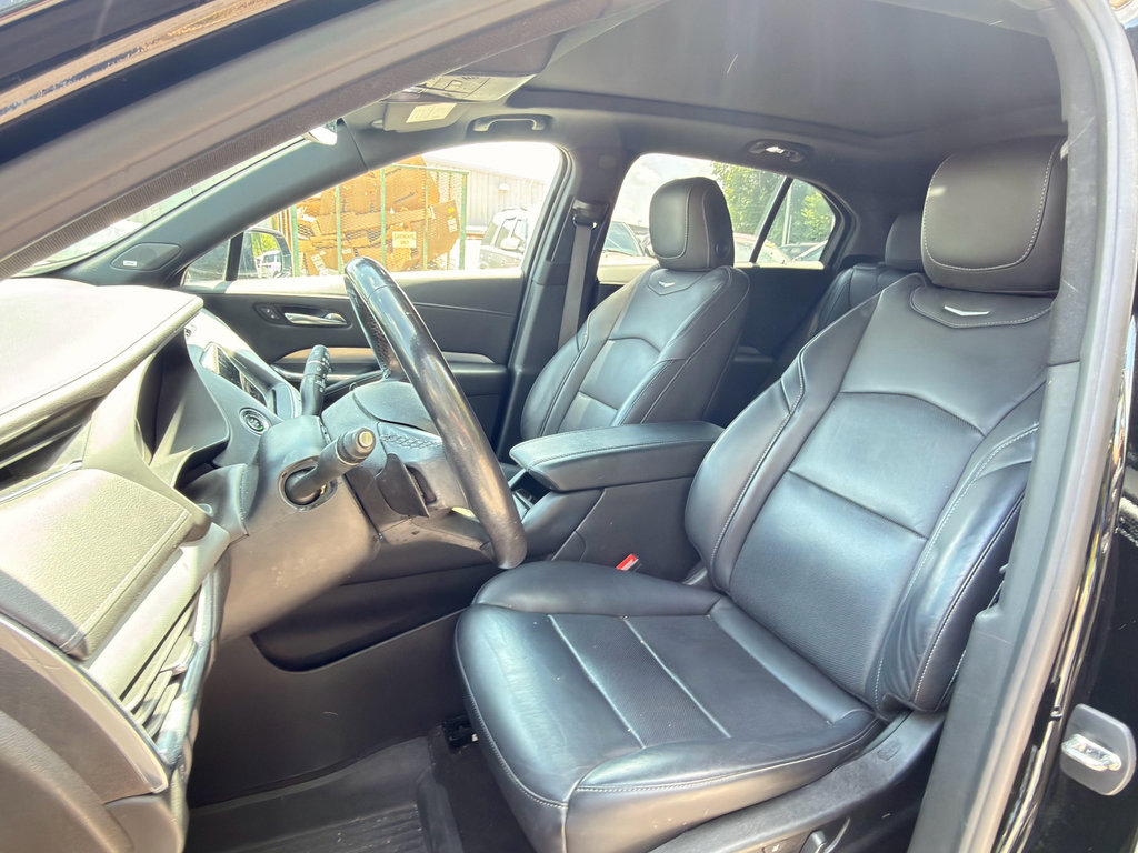 Used 2021 Cadillac XT4 Premium Luxury FWD image 10