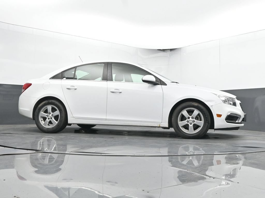 Used 2015 Chevrolet Cruze LT FWD image 37