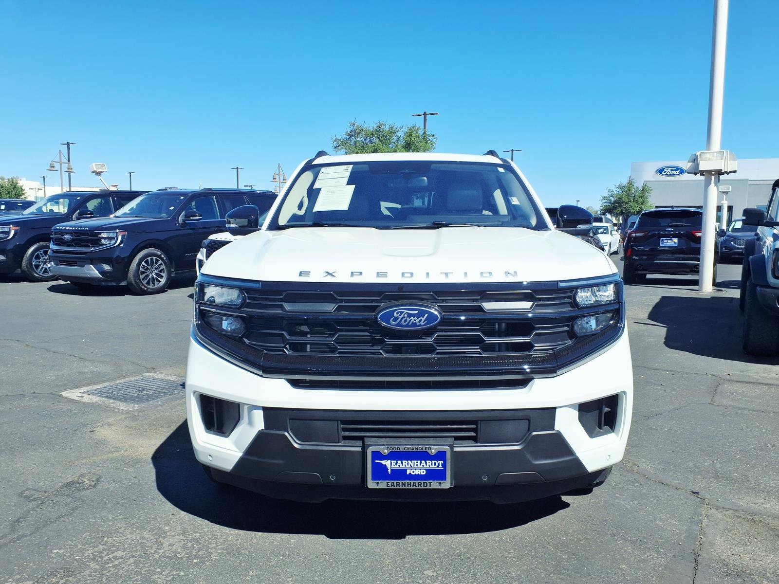 Certified 2025 Ford Expedition Active image 2