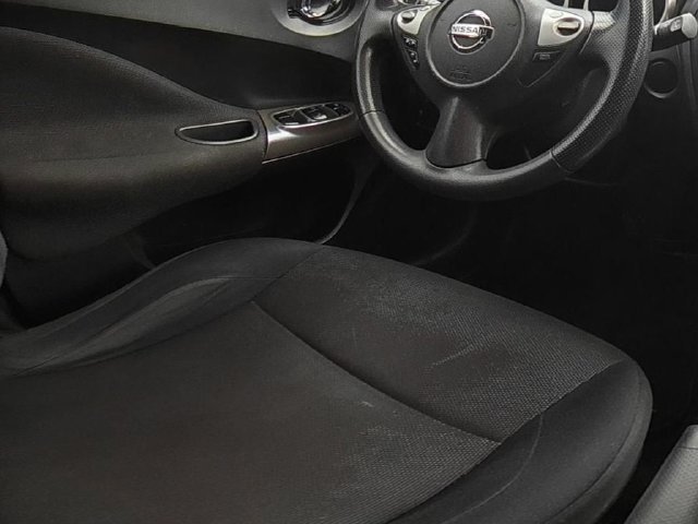 Used 2014 Nissan Juke S FWD image 27