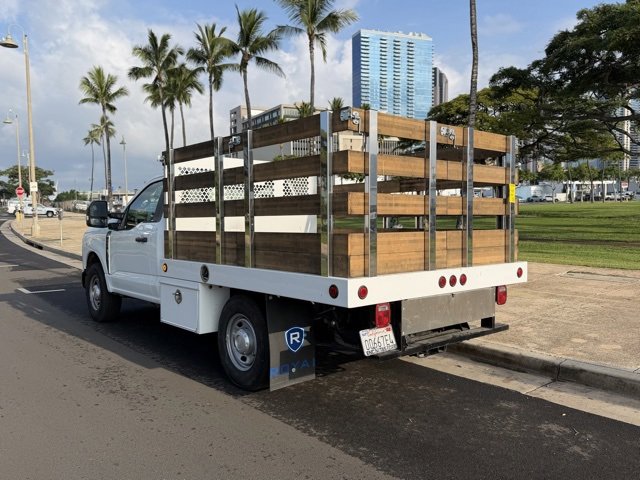 Used 2024 Ford F250 XL image 8