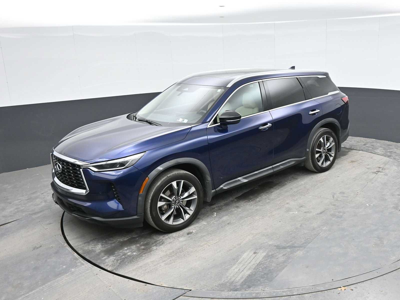 Used 2023 INFINITI QX60 Luxe w/ Cargo Package AWD/4WD image 37