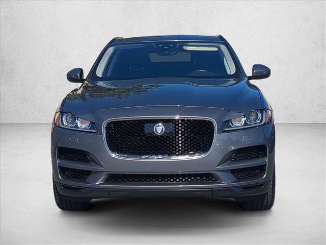 Used 2019 Jaguar F-PACE Prestige image 2
