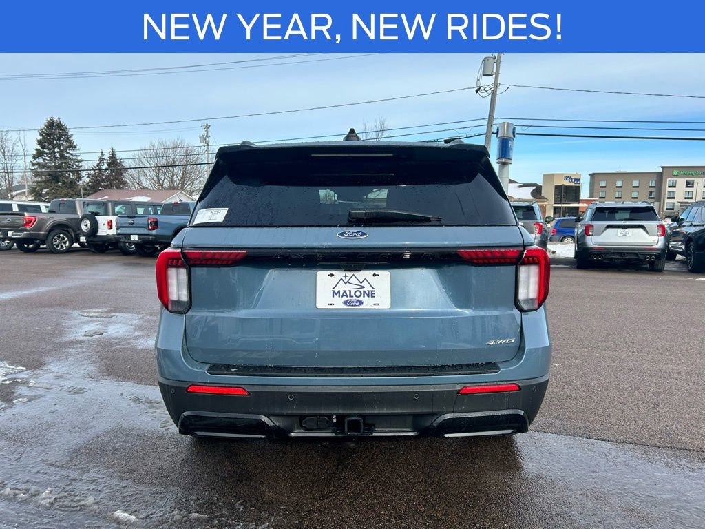 New 2026 Ford Explorer ST-Line w/ ST-Line Street Pack AWD/4WD image 5