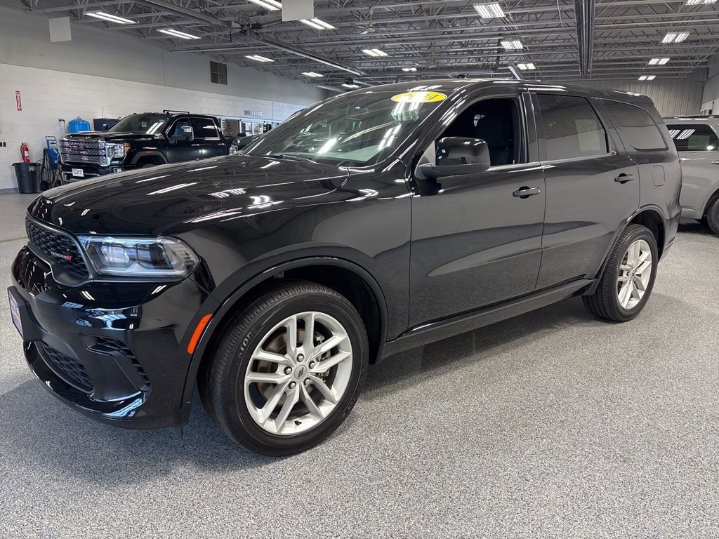 Used 2024 Dodge Durango GT image 3