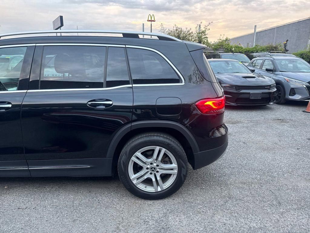 Used 2022 Mercedes-Benz GLB 250 4MATIC image 7