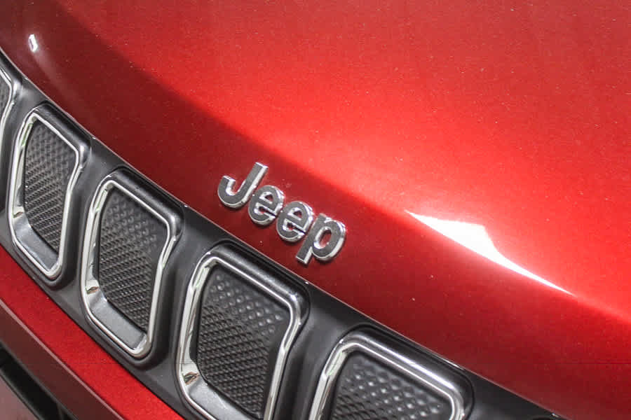 Used 2022 Jeep Compass Sport FWD image 12