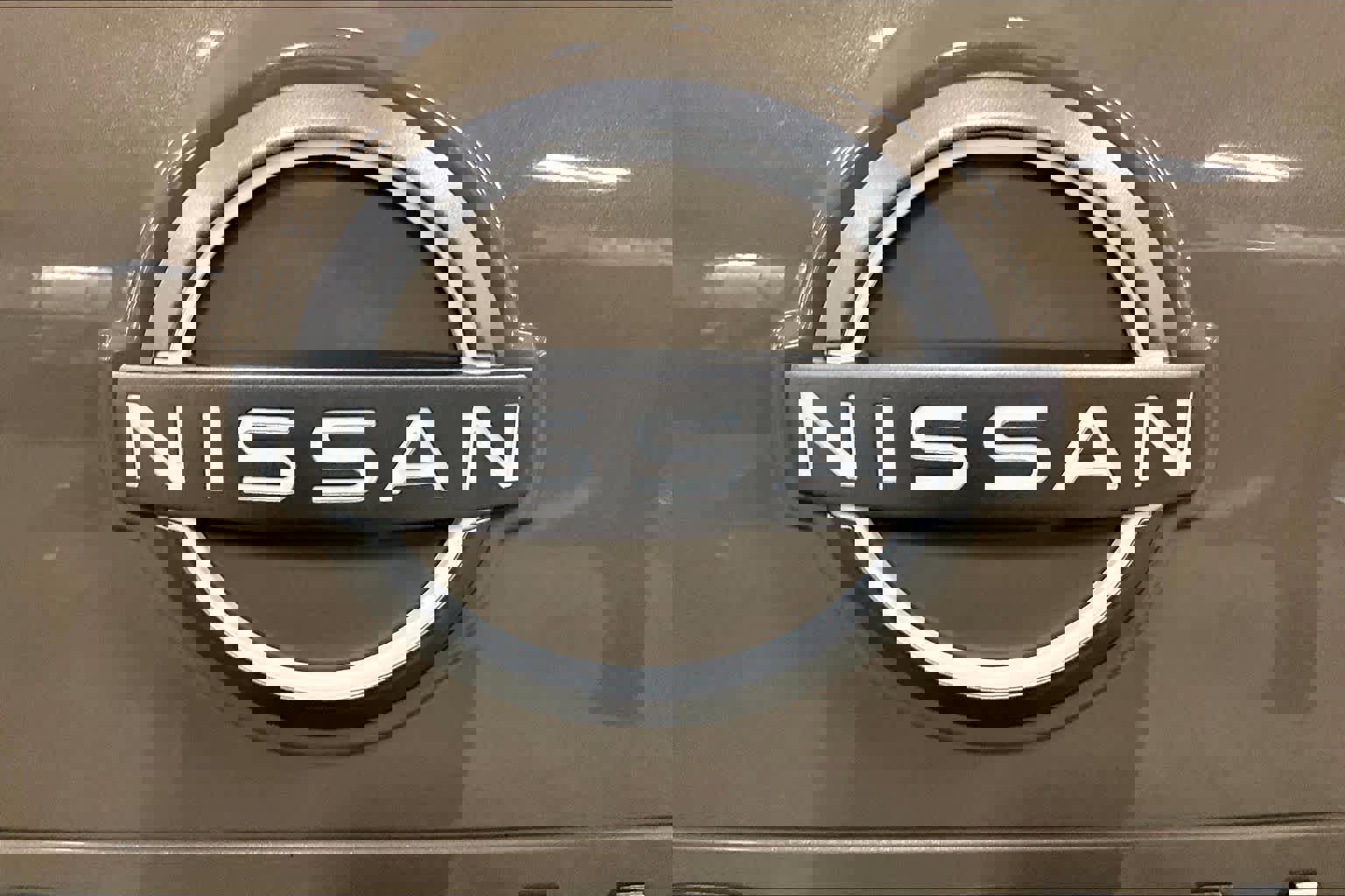 Used 2024 Nissan Rogue SV image 29