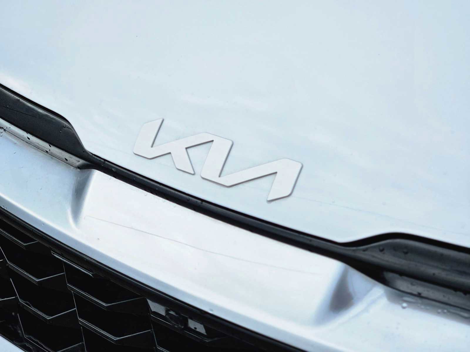 Certified 2024 Kia Sportage SX image 12