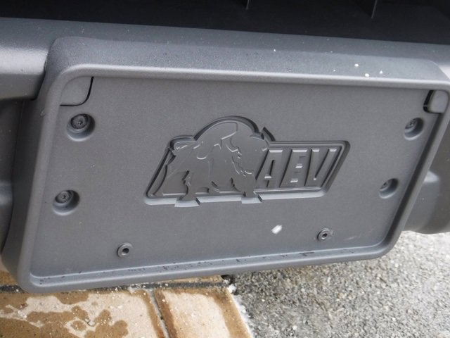 Used 2021 Chevrolet Colorado ZR2 w/ Colorado ZR2 Bison Edition image 11