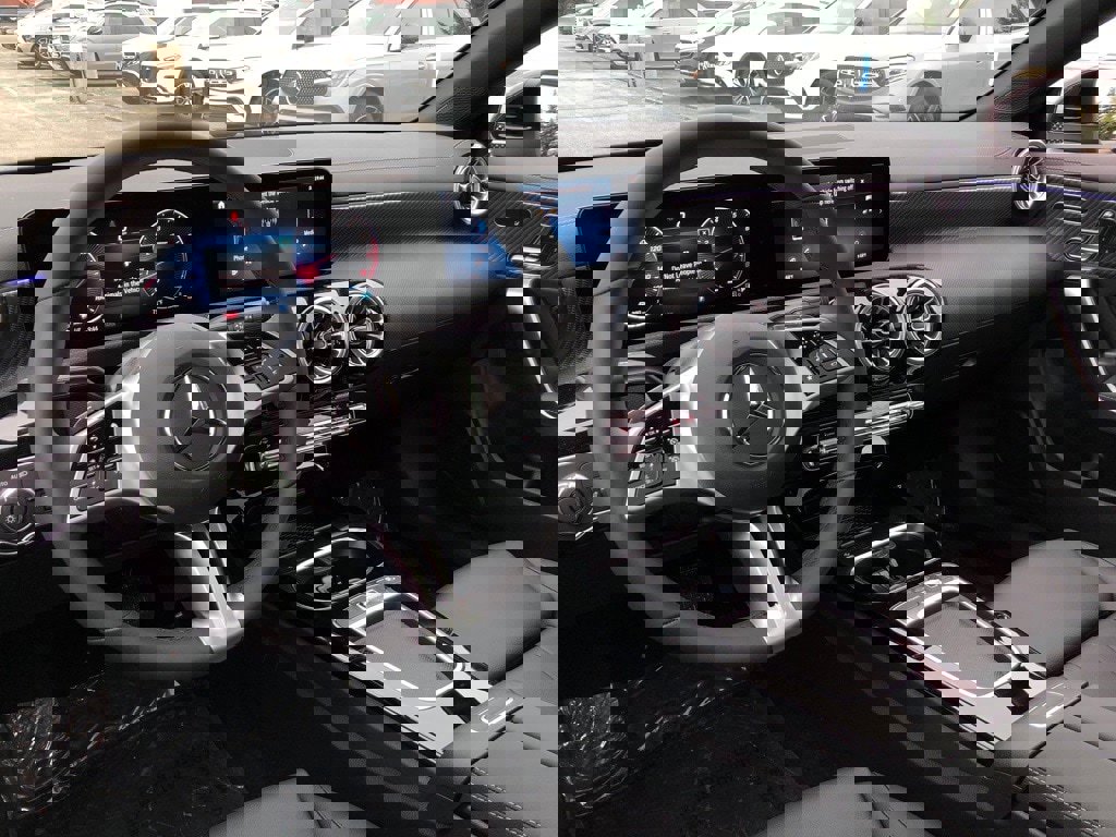 New 2025 Mercedes-Benz CLA 250 4MATIC image 15