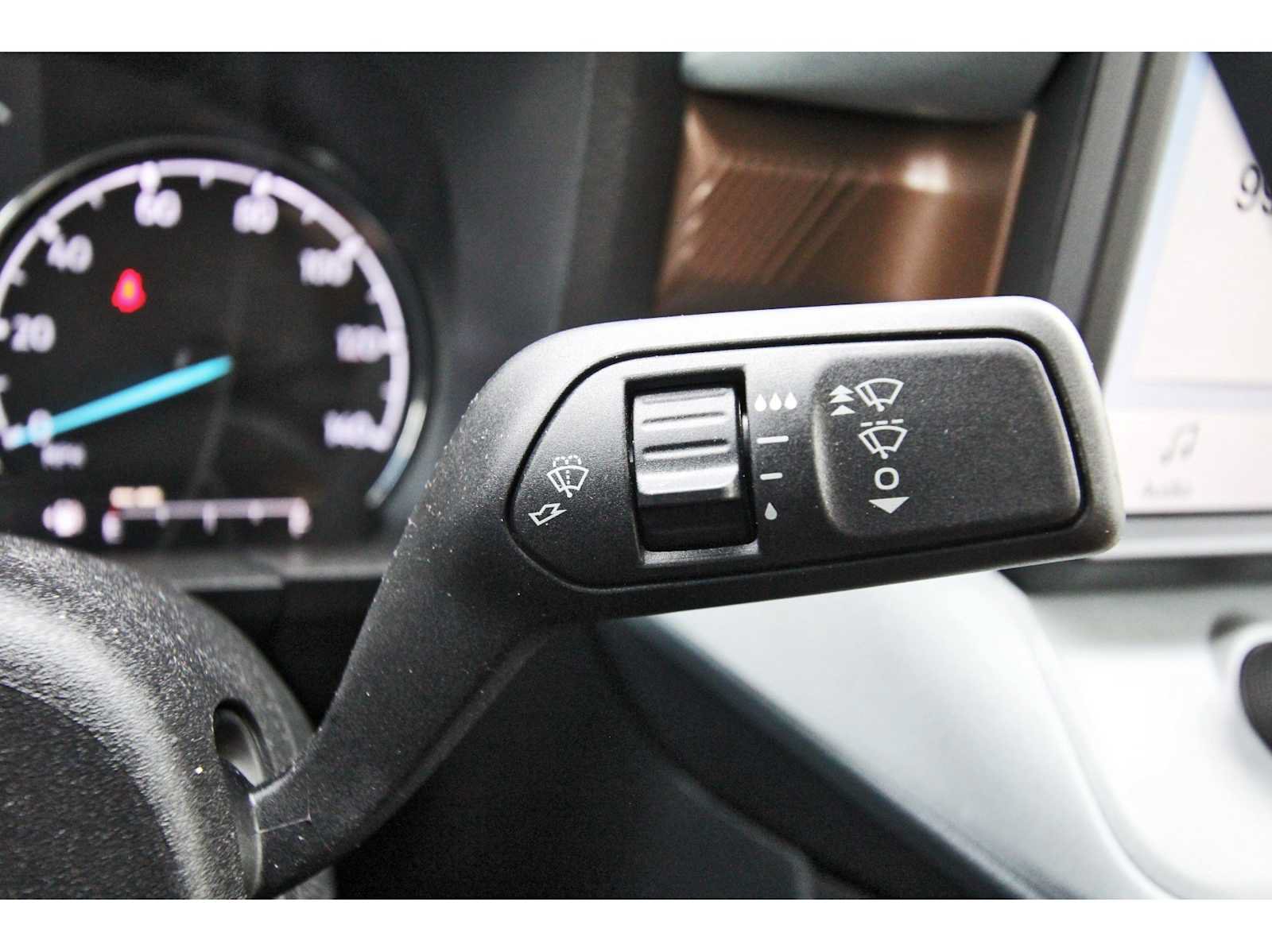 Used 2023 Ford Maverick Lariat w/ Equipment Group 500A Standard AWD/4WD image 18