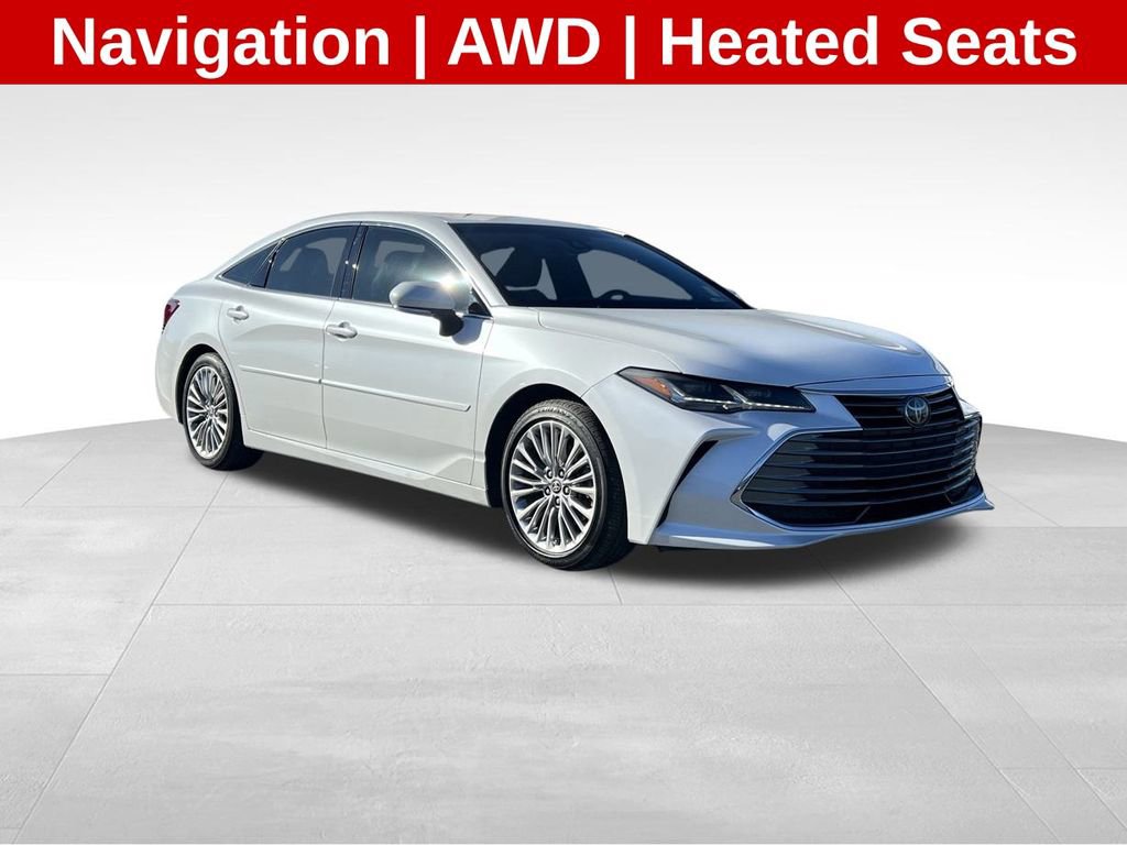 Used 2021 Toyota Avalon Limited image 1