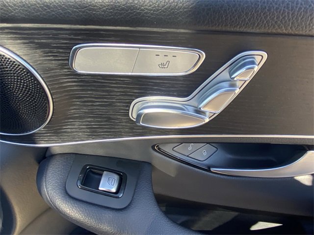 Used 2021 Mercedes-Benz GLC 300 4MATIC image 19