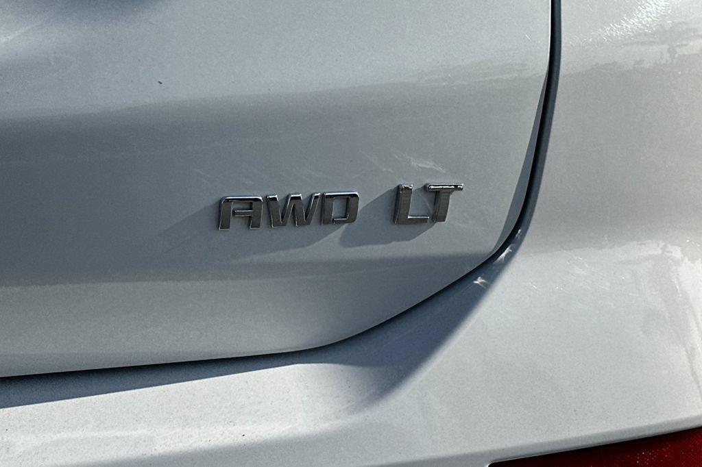 Used 2024 Chevrolet Equinox LT AWD/4WD image 19