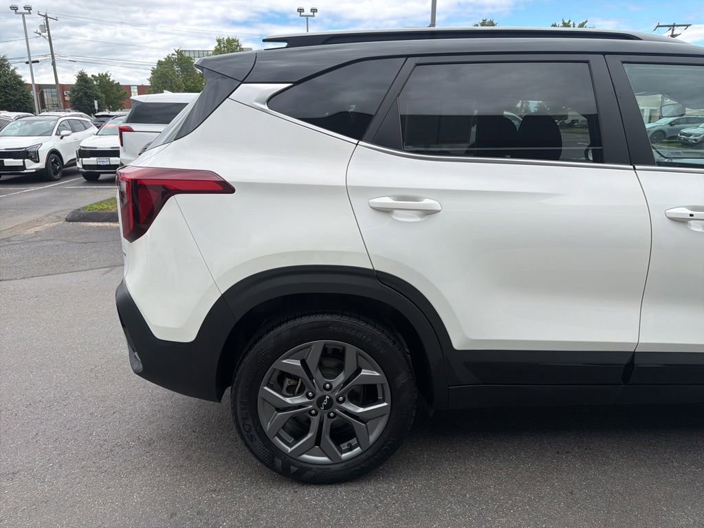 Certified 2024 Kia Seltos S AWD/4WD image 7