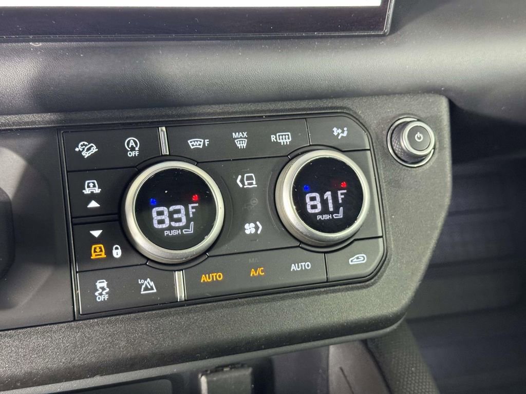 Used 2022 Land Rover Defender 110 X-Dynamic HSE image 28