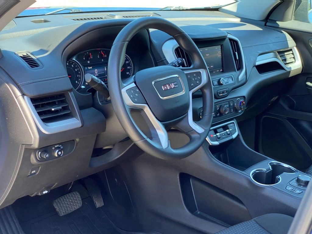 Used 2024 GMC Terrain SLE w/ Driver Convenience Package AWD/4WD image 10