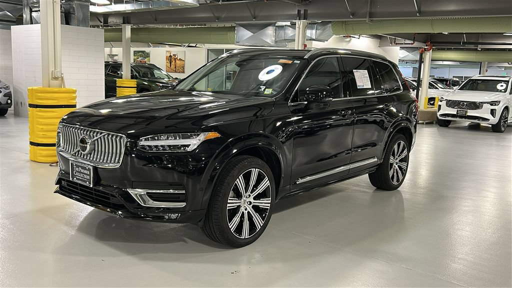 Certified 2023 Volvo XC90 B6 Ultimate w/ Protection Package Premier AWD/4WD image 3