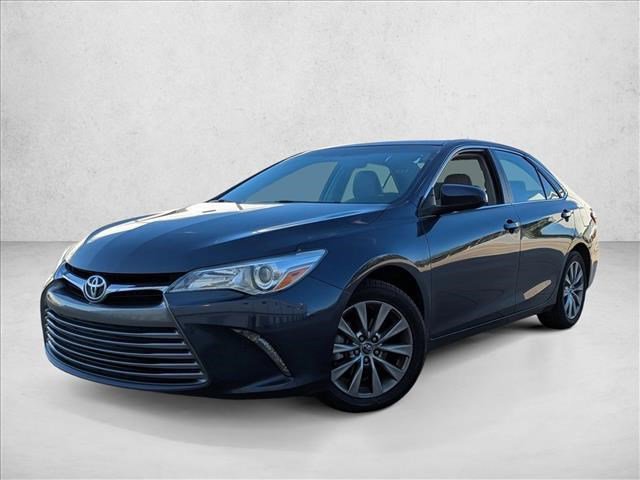 Used 2016 Toyota Camry XLE image 1