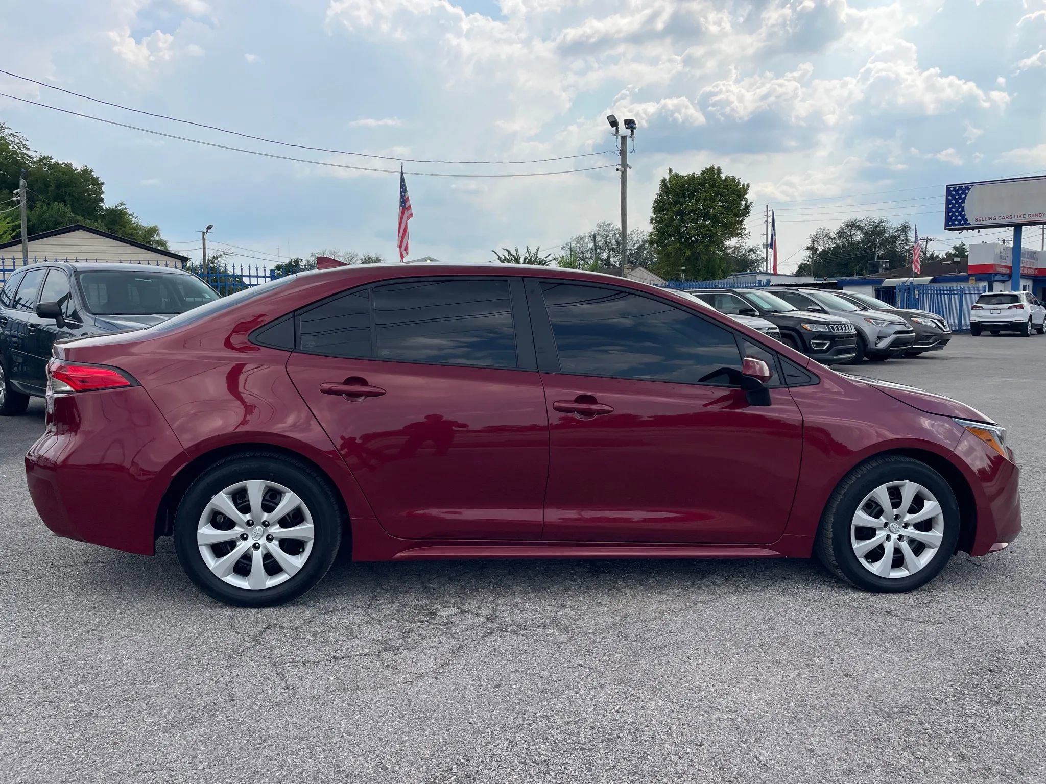 Used 2025 Toyota Corolla LE image 4