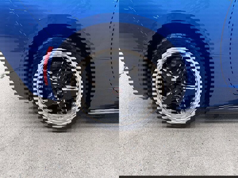 Used 2015 Chevrolet Corvette Stingray Coupe w/ 3LT Preferred Equipment Group image 32